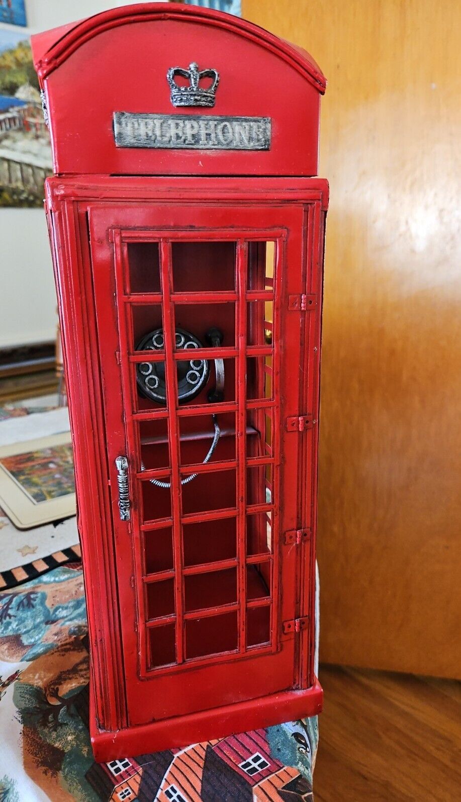 British Telephone Red Box Telephone Metal Small Kiosk With Coronation Crown 16\