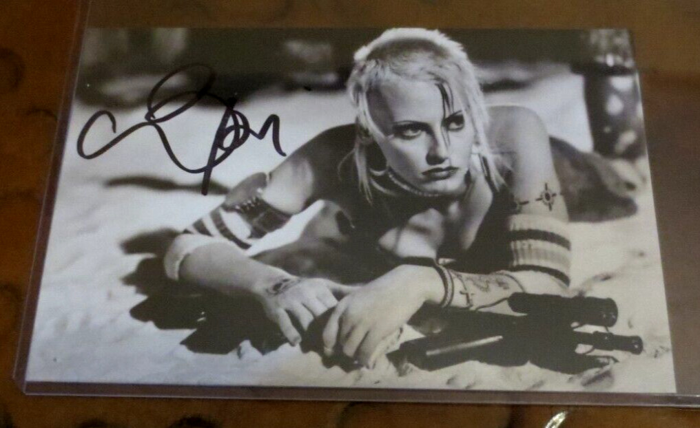Lori Petty signed autographed PHOTO as Tank Girl 1995 film