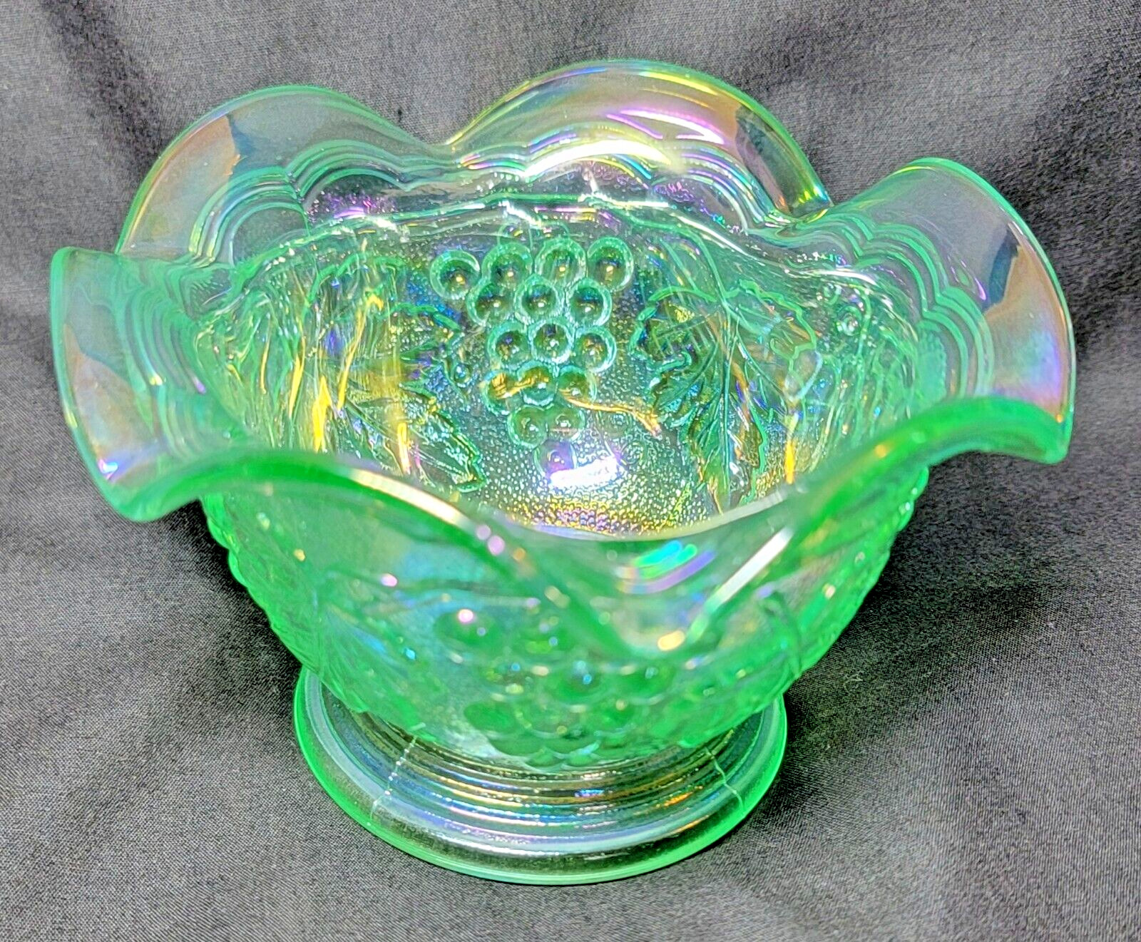 Vintage 1980-1981, Imperial Lenox Carnival Glass. Meadow Green/Ice Green.