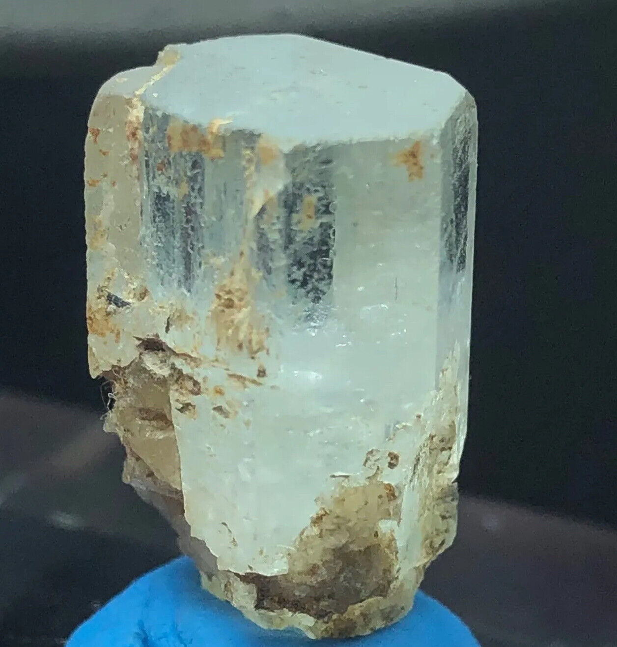 AquaMorganite Crystal - Morganite Var Aquamarine Mineral Specimen - 28 CT