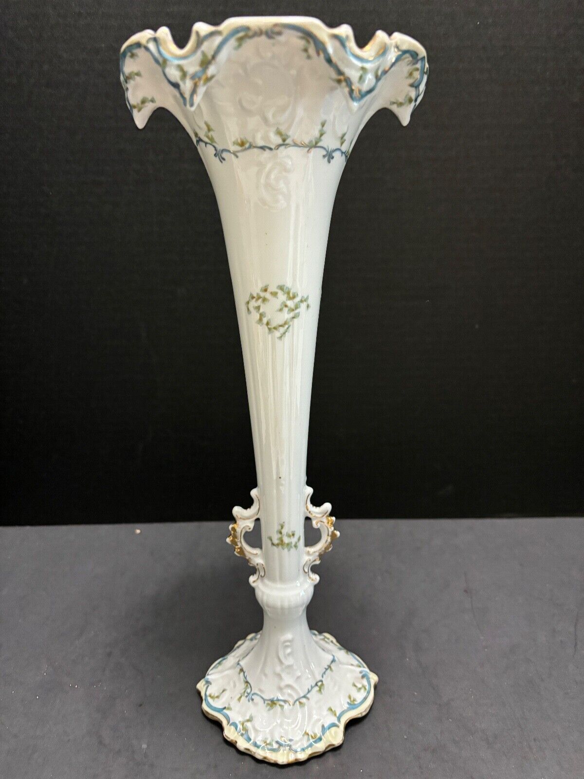 Antique Saxe Porcelain Trumpet Vase 14\