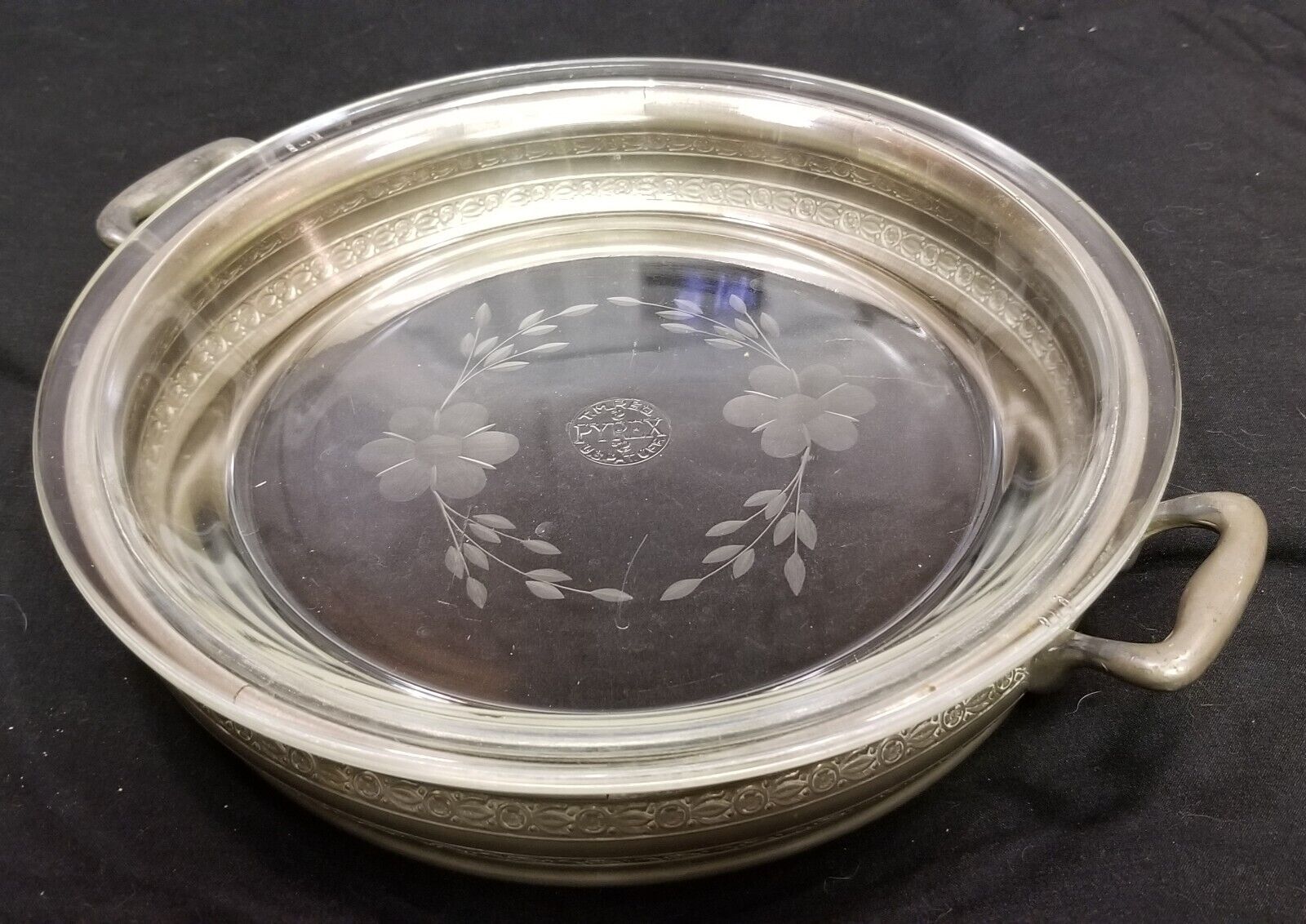 Antique Etched Pyrex Clear Glass Pie Plate & Silver Carrier/Holder #209