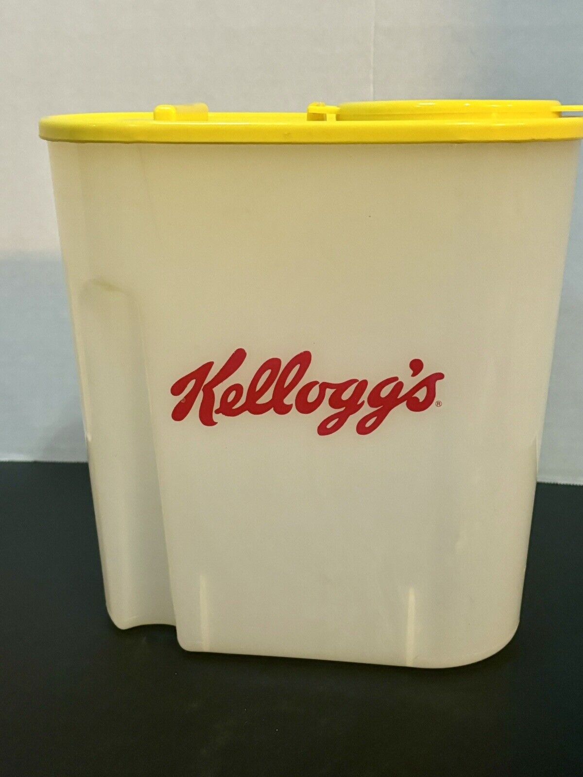 Vintage 1996 KELLOGG’S Plastic Cereal Food Container