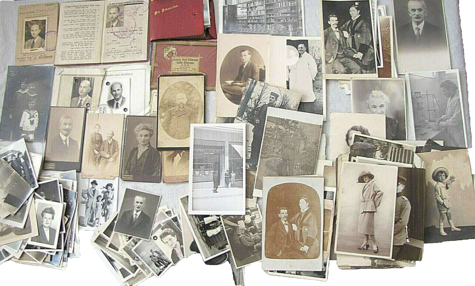 Archive of a German Jew Kurt Altmann, pharmacist, 114 items, Germany- Palestine,