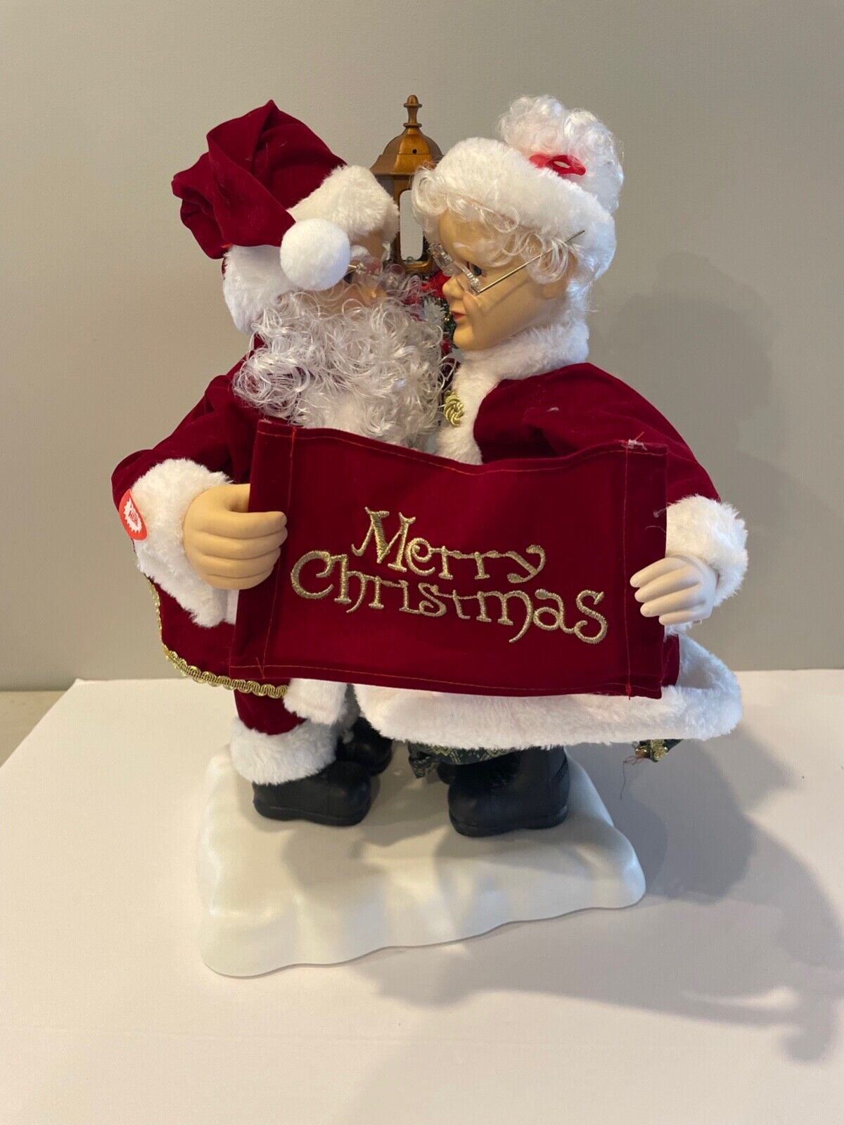 Animated Musical Santa & Mrs Clause