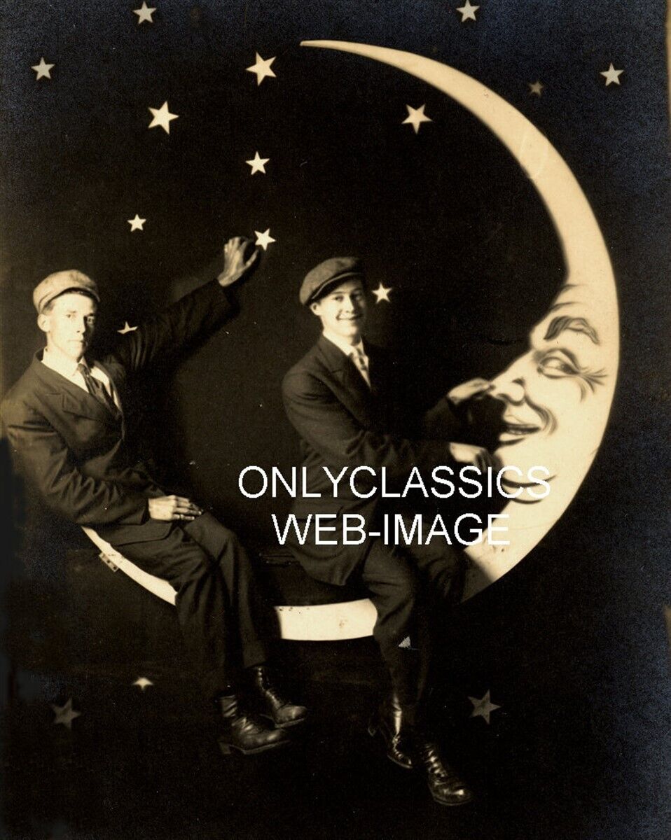 1910\'s TWO GUYS ON A PAPER MOON GAY INTEREST PHOTO ART DECO STUDIO PHOTOGRAPHY 