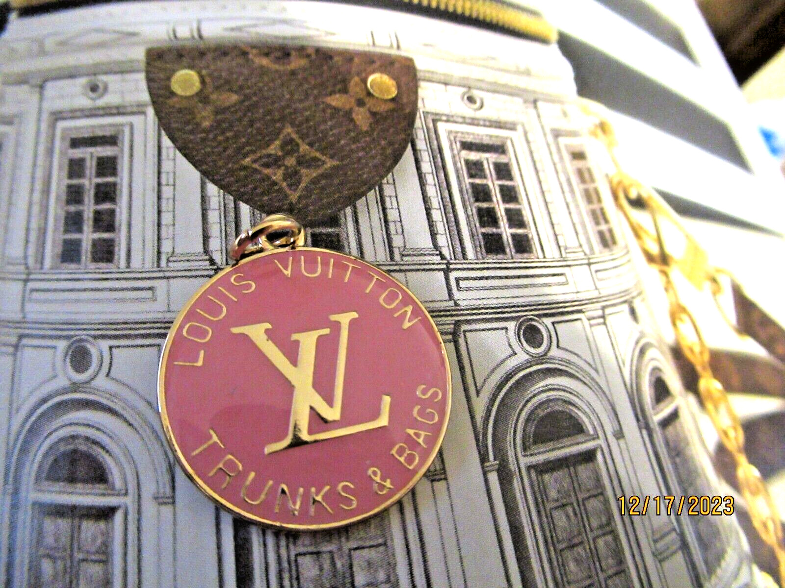 LV VUITTONS  ZIP PULL  charm  29x25MM , mauve pink, GOLD  tone,   THIS IS FOR 1