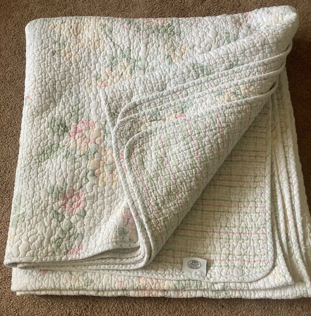 Vintage Laura Ashley Quilt Reversible Floral 82” X 84” White Pink Green