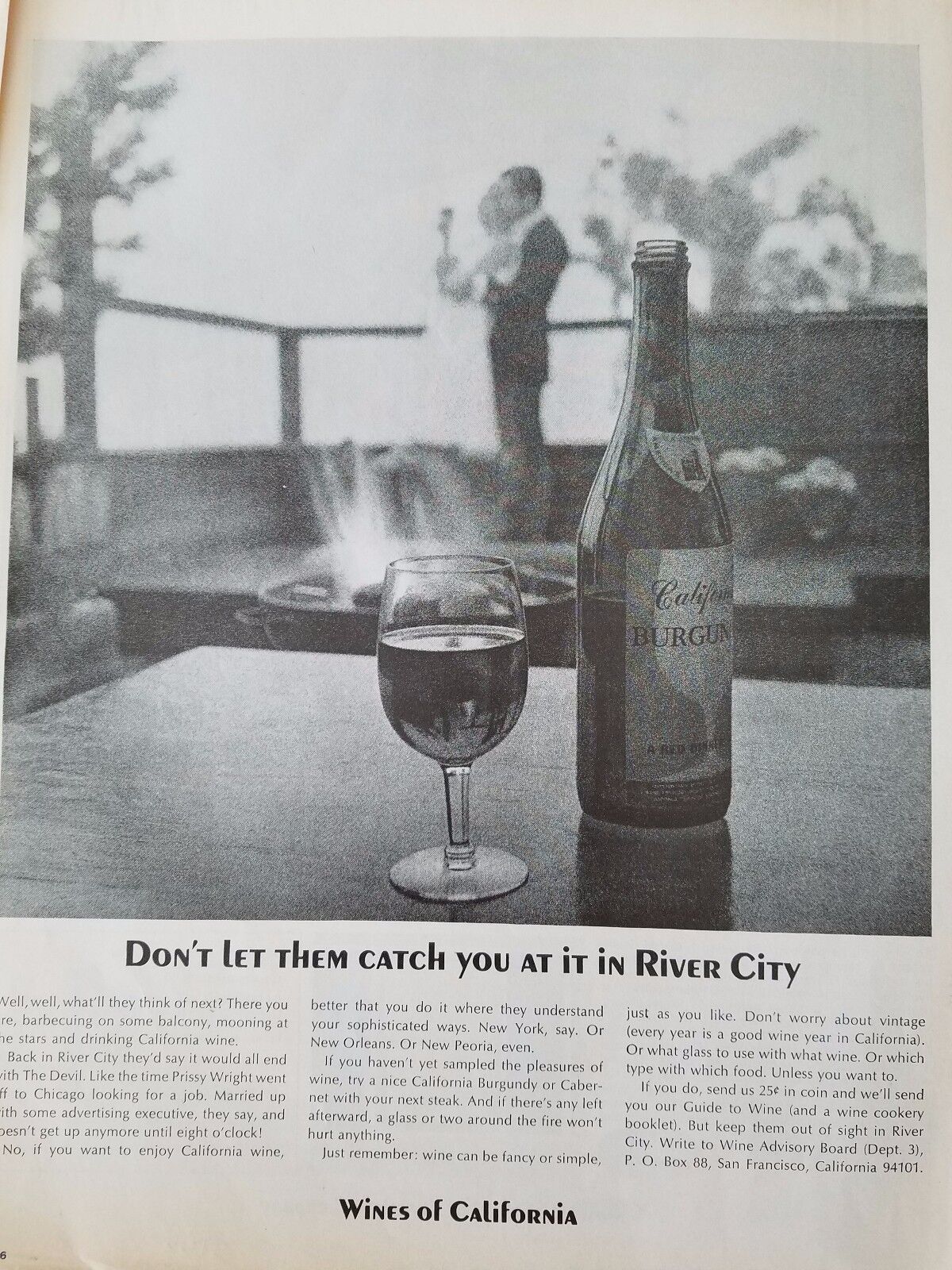 1966 Wines Of California Glass Bottle Burgundy River City Original Ad