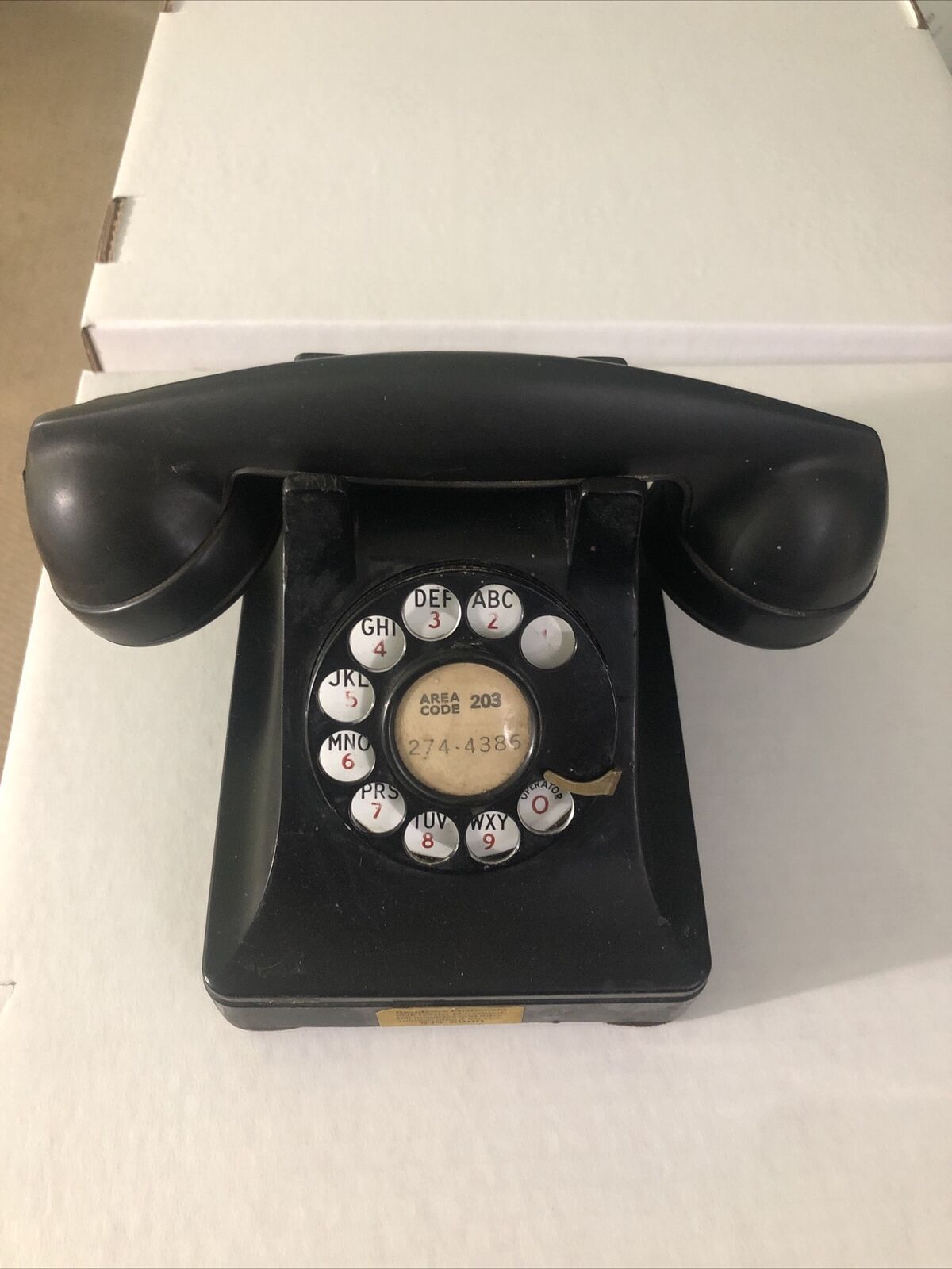 Vintage Early Rotary Dial Table Top Telephone