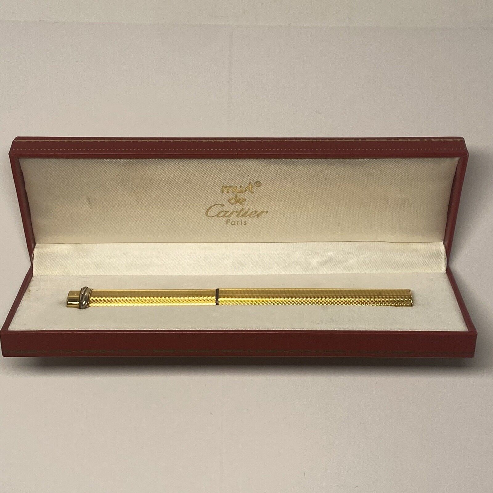 Vintage Must de Cartier Vendome Trinity Oval Gold Plated Fountain Pen in Box