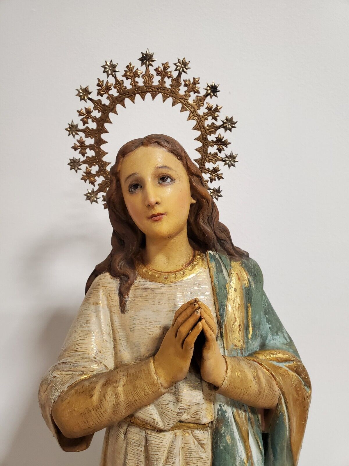 Antique Virgin Immaculate.  Wood carving.  Glass Eyes. Virgen inmaculada. Spain