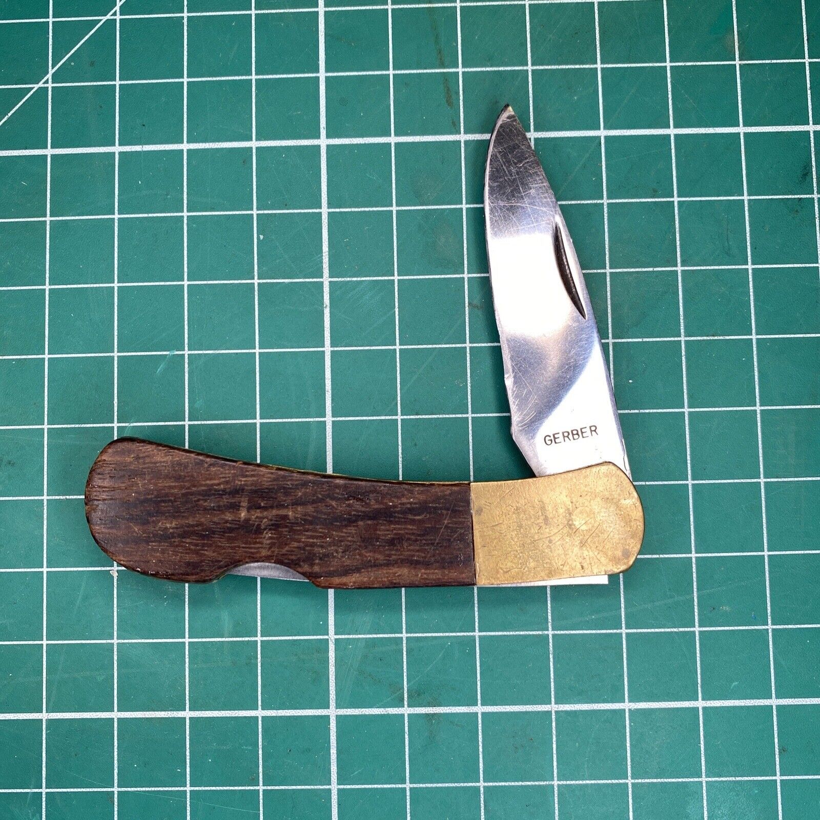 Vintage GERBER Lockback Knife-#97223 w/Wood Handles and Brass Bolsters