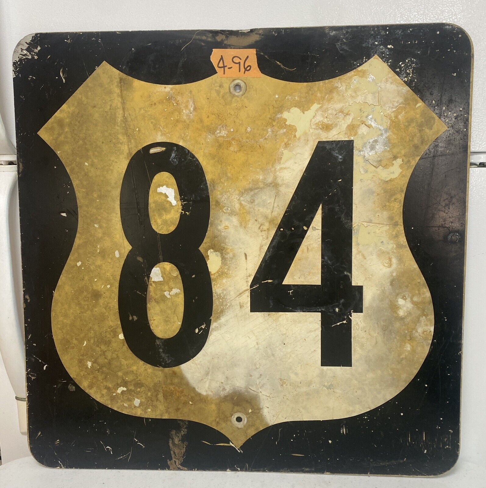 Authentic Retired Road Sign  Louisiana Hwy 84  Lower 48 Lot 4-96