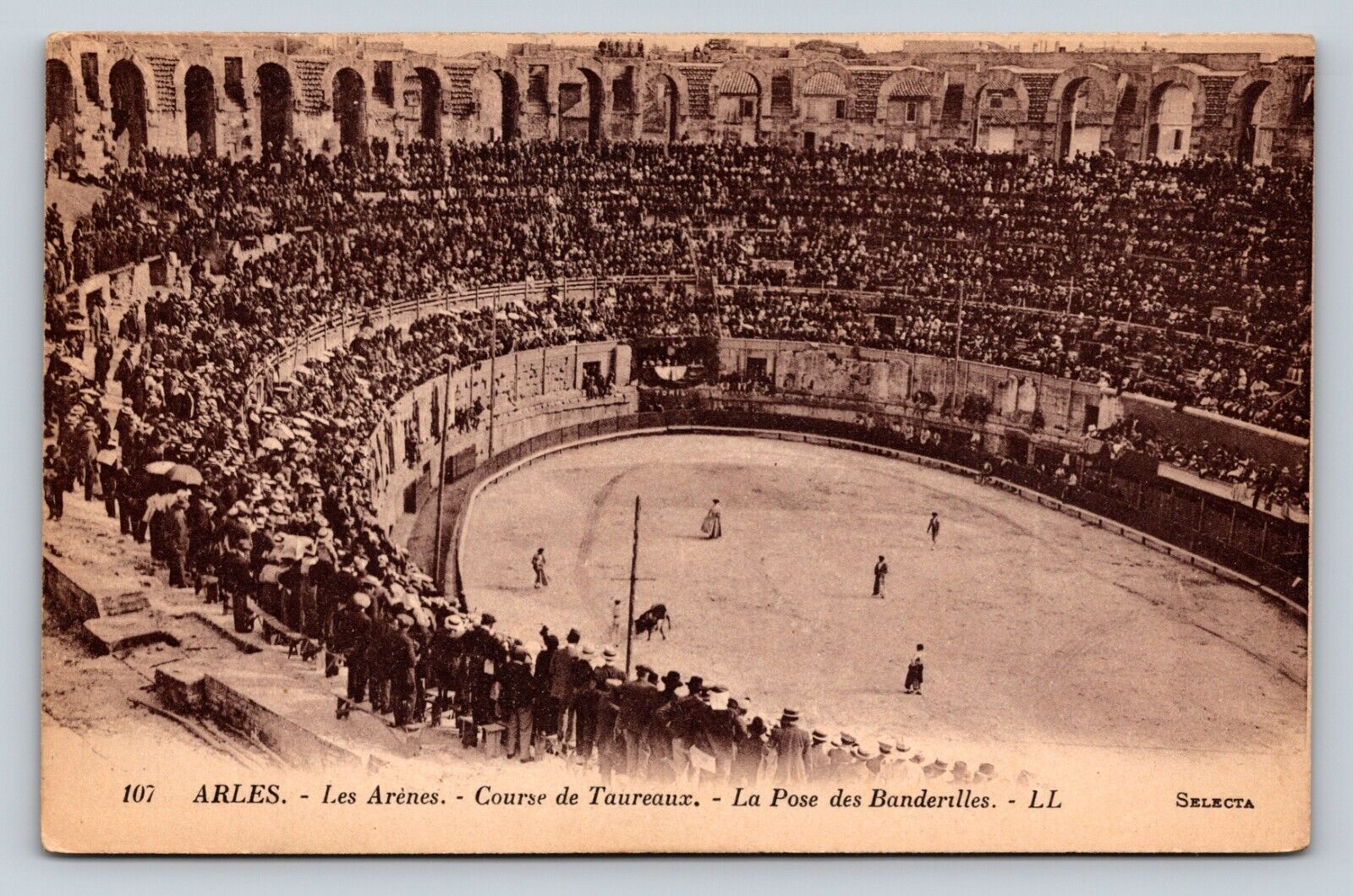 c1923 Arles France The Arena Bull Run VINTAGE Postcard