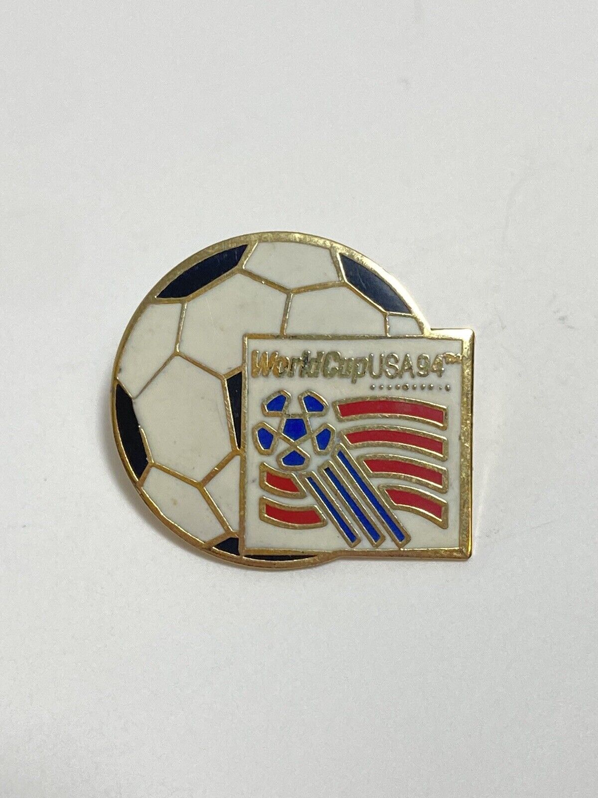 Vintage 1994 World Cup USA Dallas Soccer Ball Sport Athletic Lapel Pin Pinback