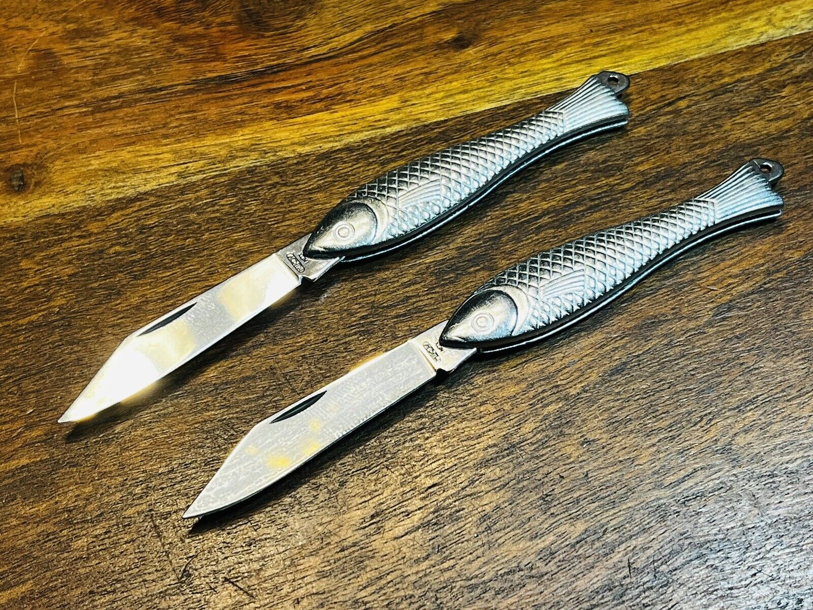 Mikov INOX Fish Sculpted Chrome Folding Pocket Knife 3\