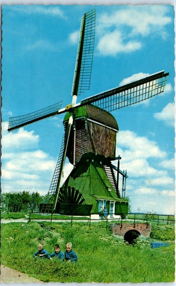 Postcard - Large seesaw water mill of the polder - Hellouw, Netherlands