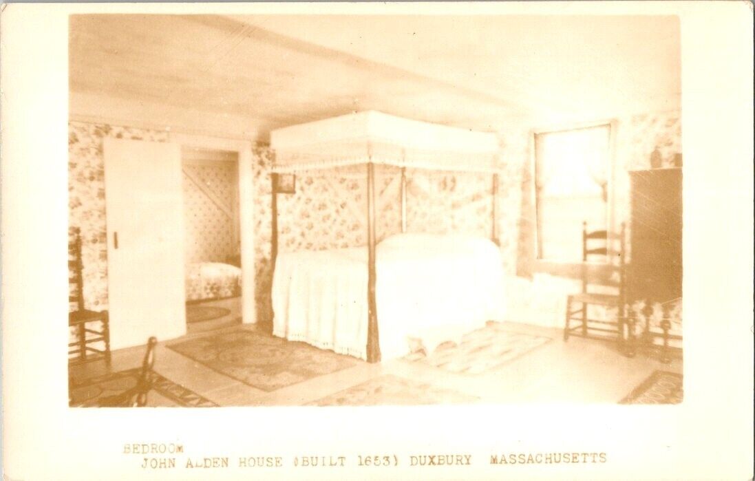 BEDROOM JOHN ALDEN HOUSE BUILT 1653 DUXBURY MASSACHUSETTS real photo postcard