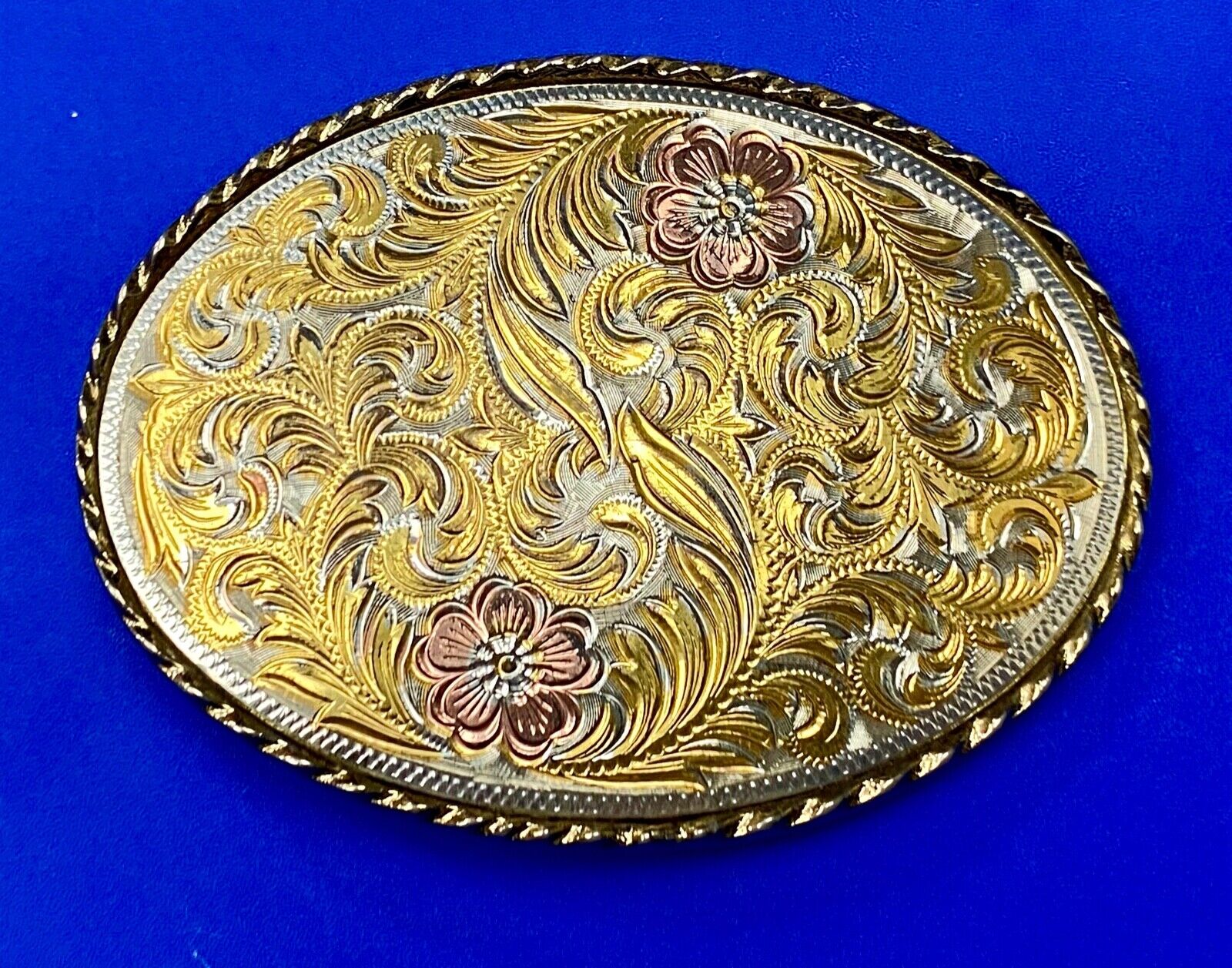 Mixed metal and color western oval cowboys cowgirls fancy belt buckle marked W