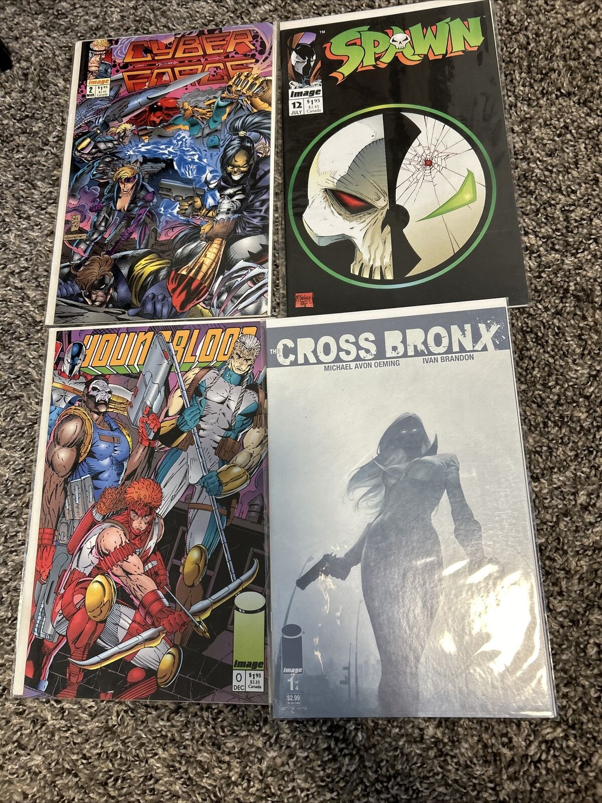 mix lot of 4 comics