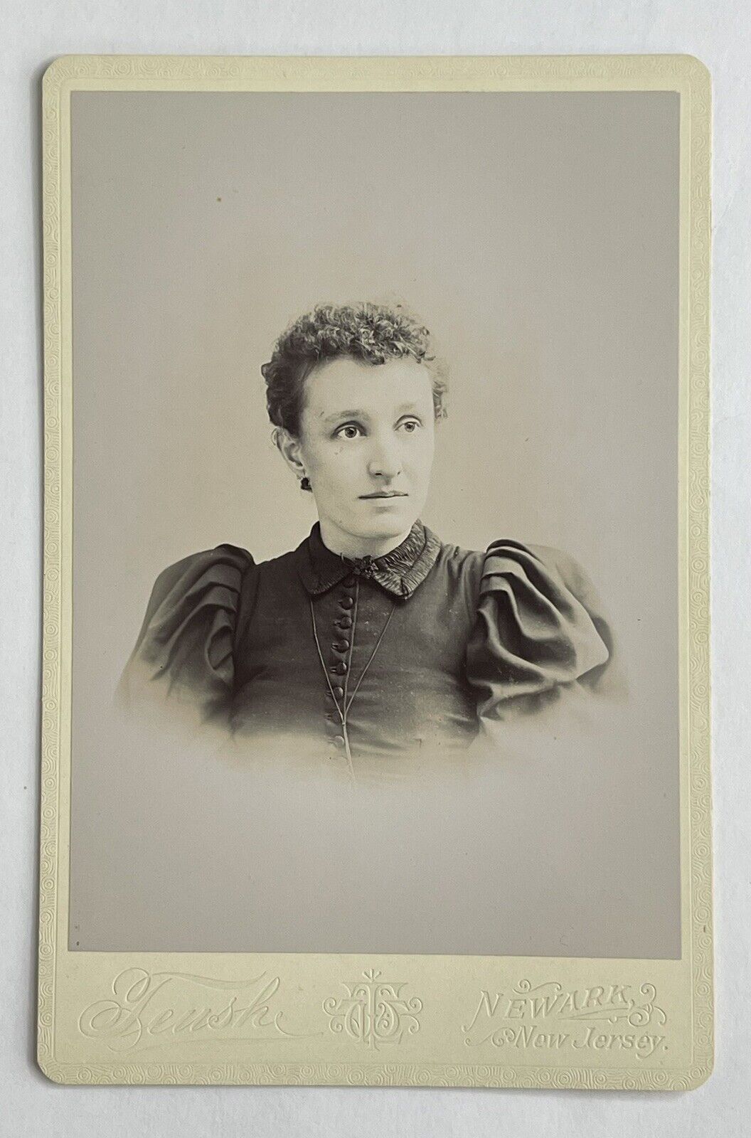 Antique Victorian Cabinet Card Photo Woman Pretty Lady Newark, New Jersey