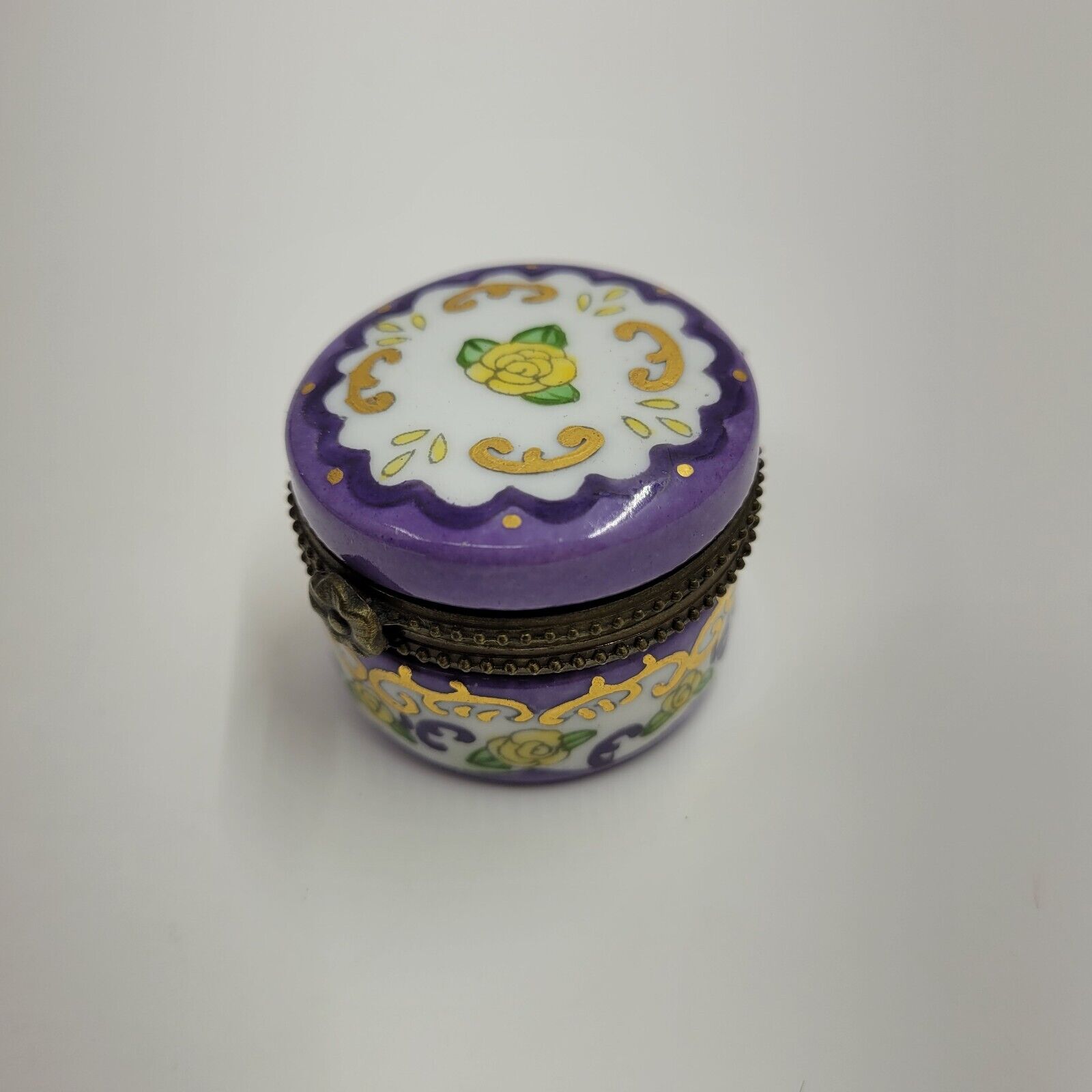 Vintage Purple Yellow Roses Trinket/Pill Box Hinged Porcelain Gold Highlights