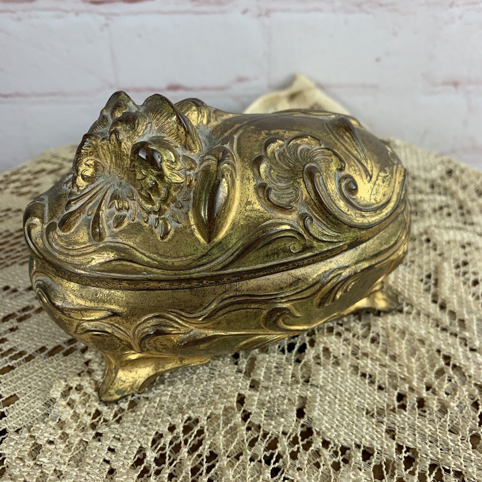 Antique/Vintage Art Nouveau Gold Painted Jewelry Casket