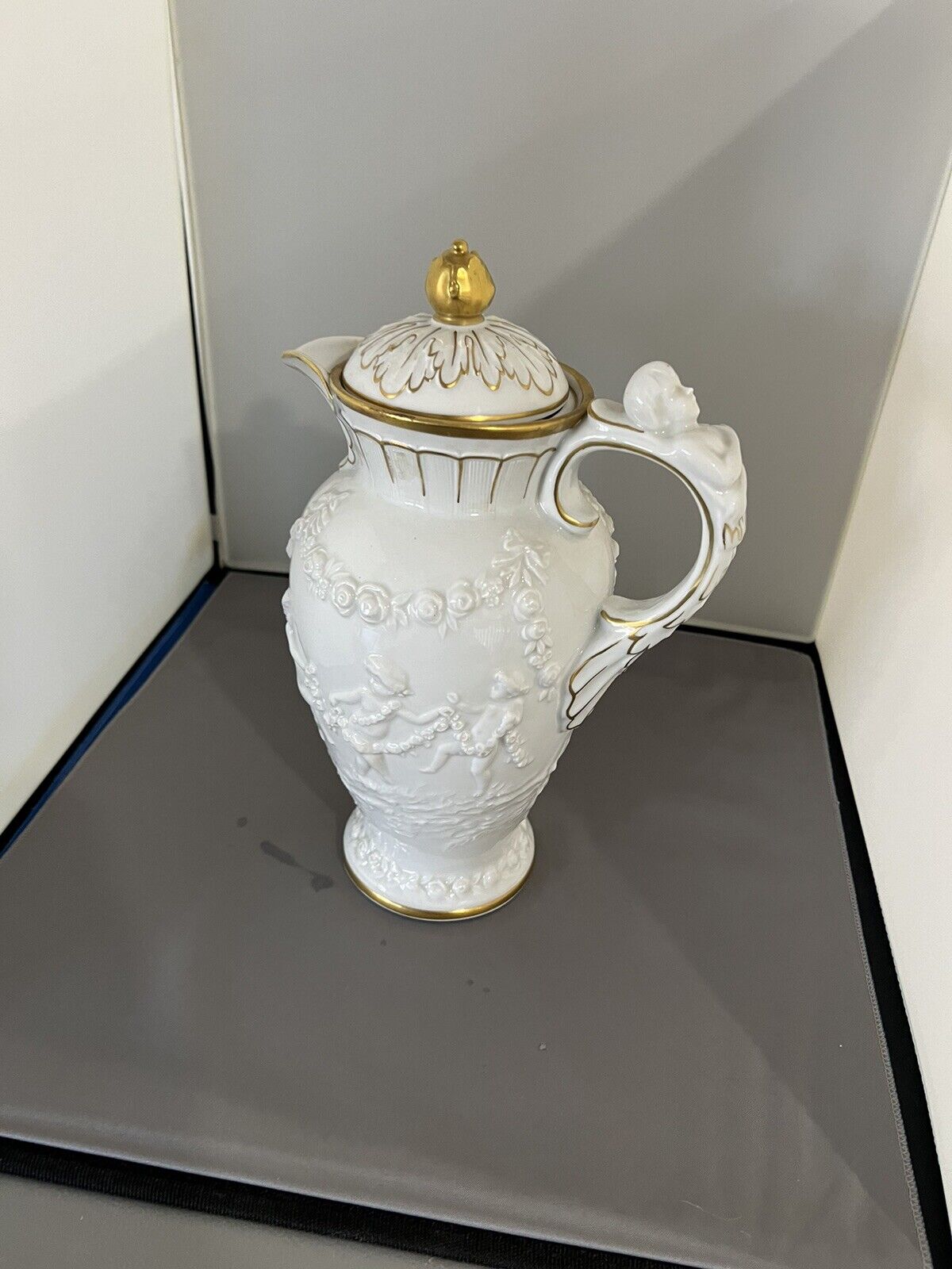 Vintage Potschappel Carl Theme Saxony Germany Gold Cherub Handle With Lid Teapot
