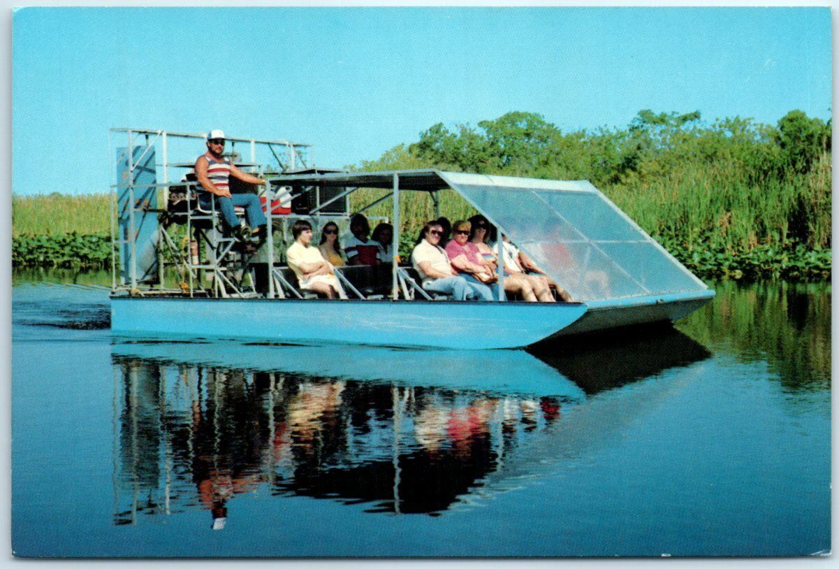 World\'s Largest Twin Engine Airboat, Everglades Holiday Park, Ft. Lauderdale, FL