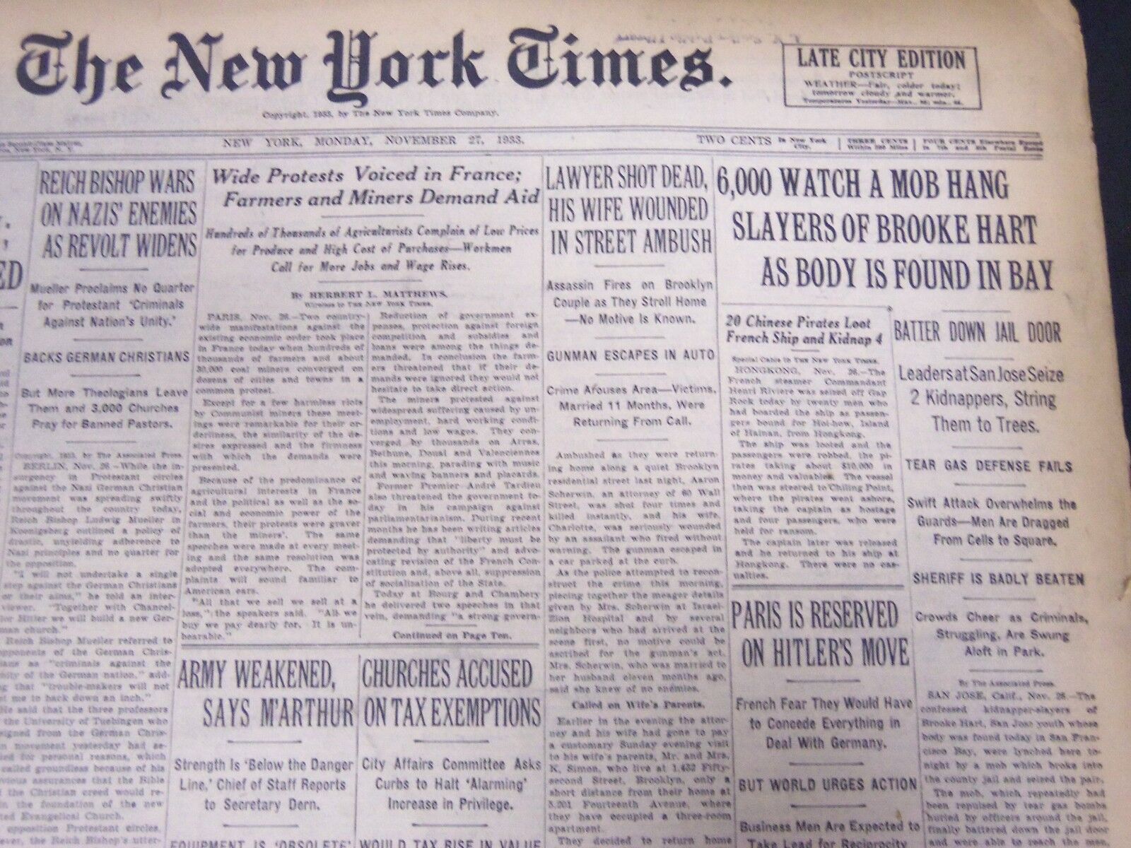 1933 NOV 27 NEW YORK TIMES - 6,000 WATCH A MOB HANG SLAYERS OF HART - NT 5220