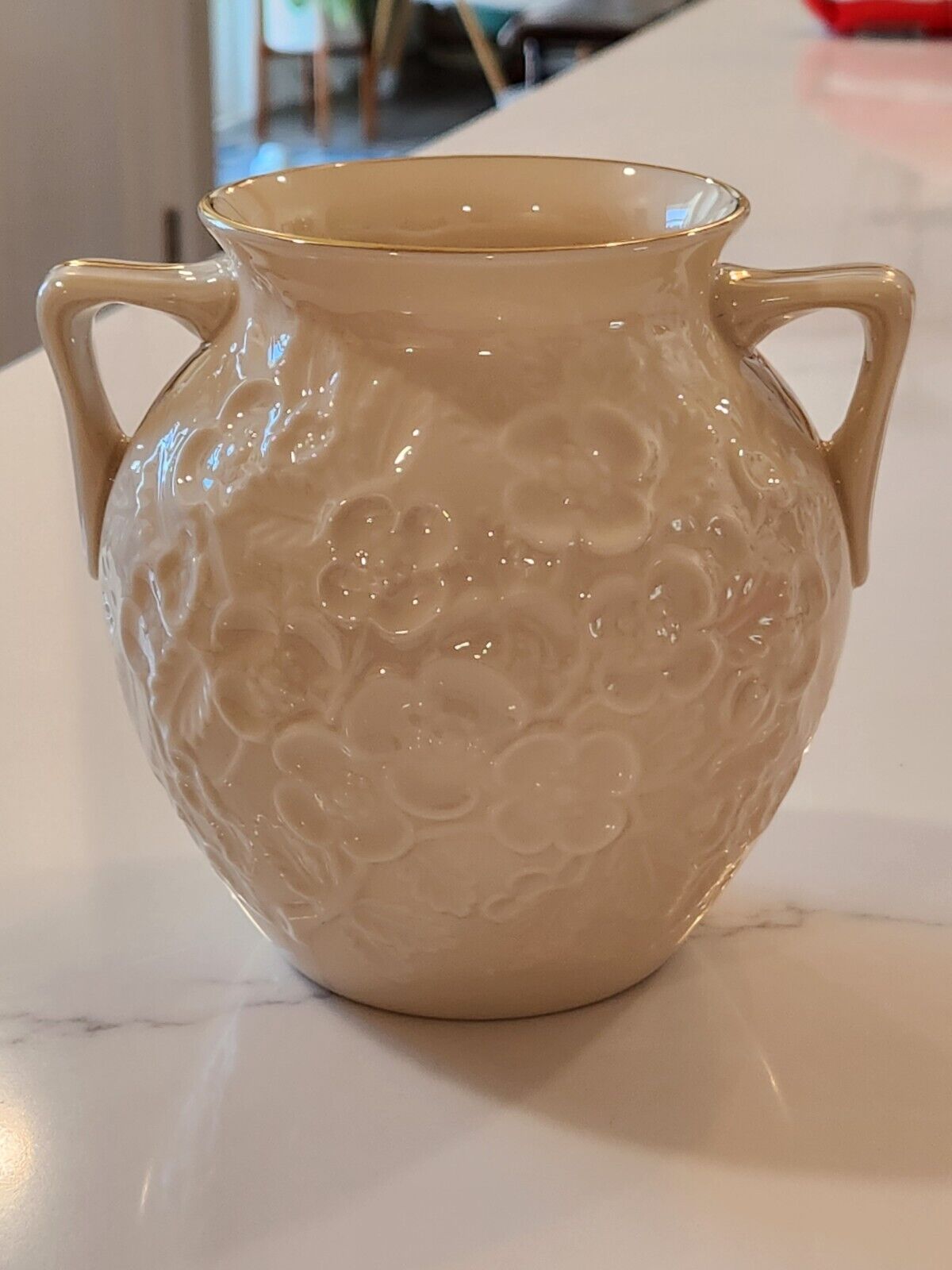Vintage LENOX Dogwood Blossom Design 2 Handles Vase, Golden Rim Very Nice 