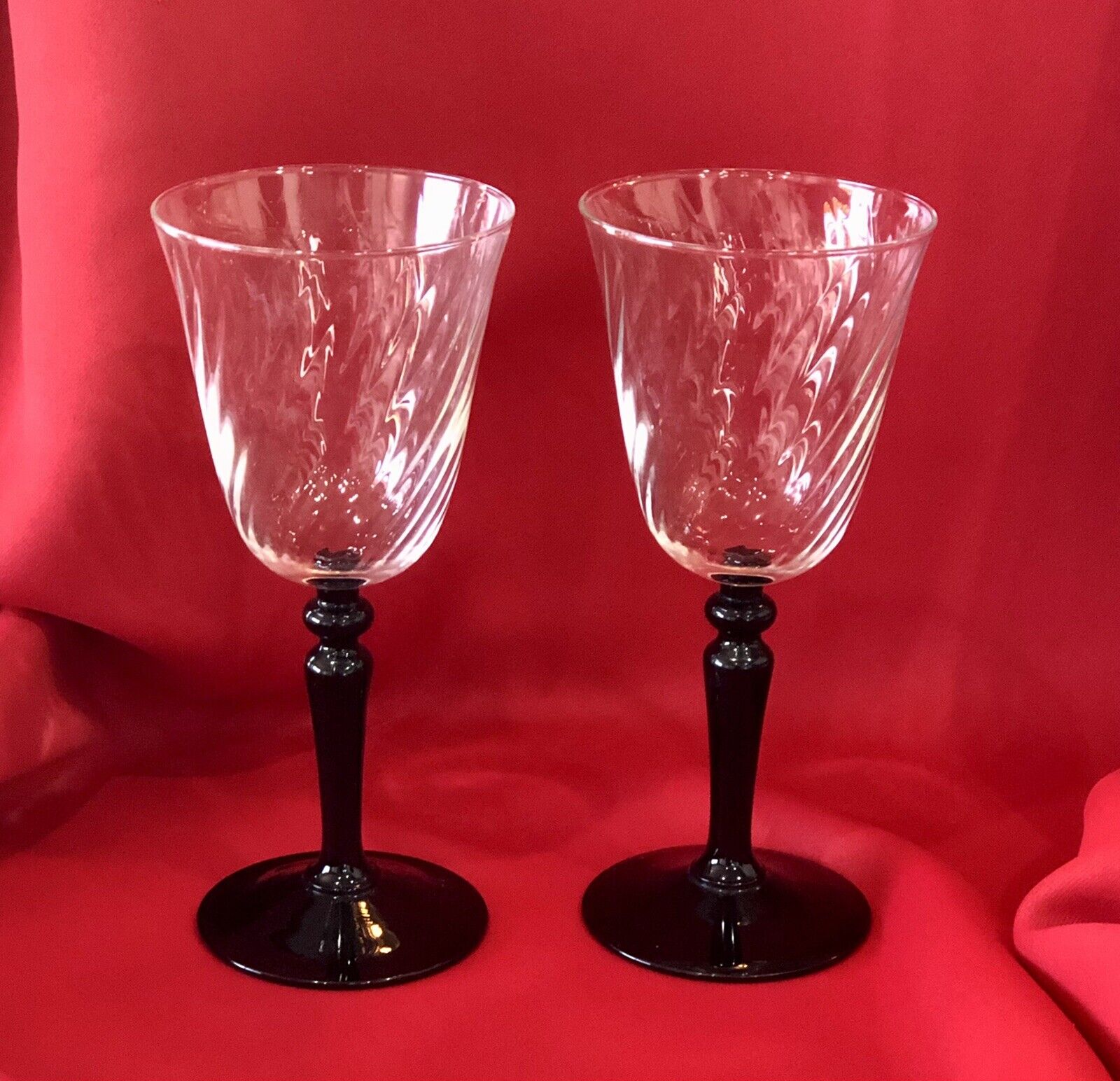 Set Of Two (2) Black Stem Cristal D’Arques ONYX Wine Glasses - Mint & Ready