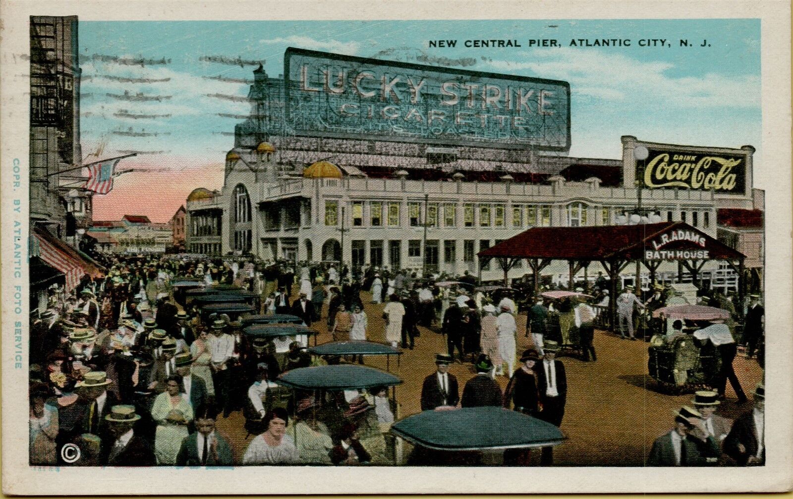 1932 Street View Crowds at Nw Central Pier Atlantic City NJ Postcard D27
