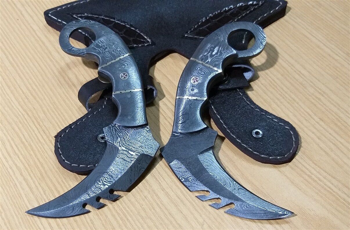 Custom Handmade Knife King\'s Damascus steel Lethal Karambit pair