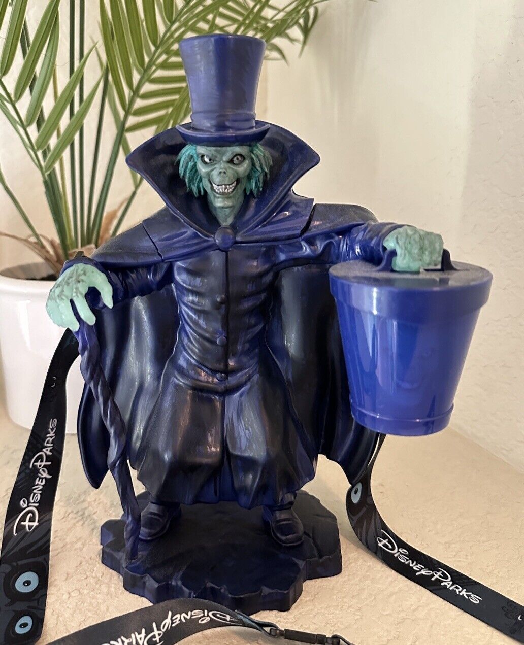 Rare New Disneyland Disney Parks Exclusive Haunted Mansion Hatbox Ghost Sipper