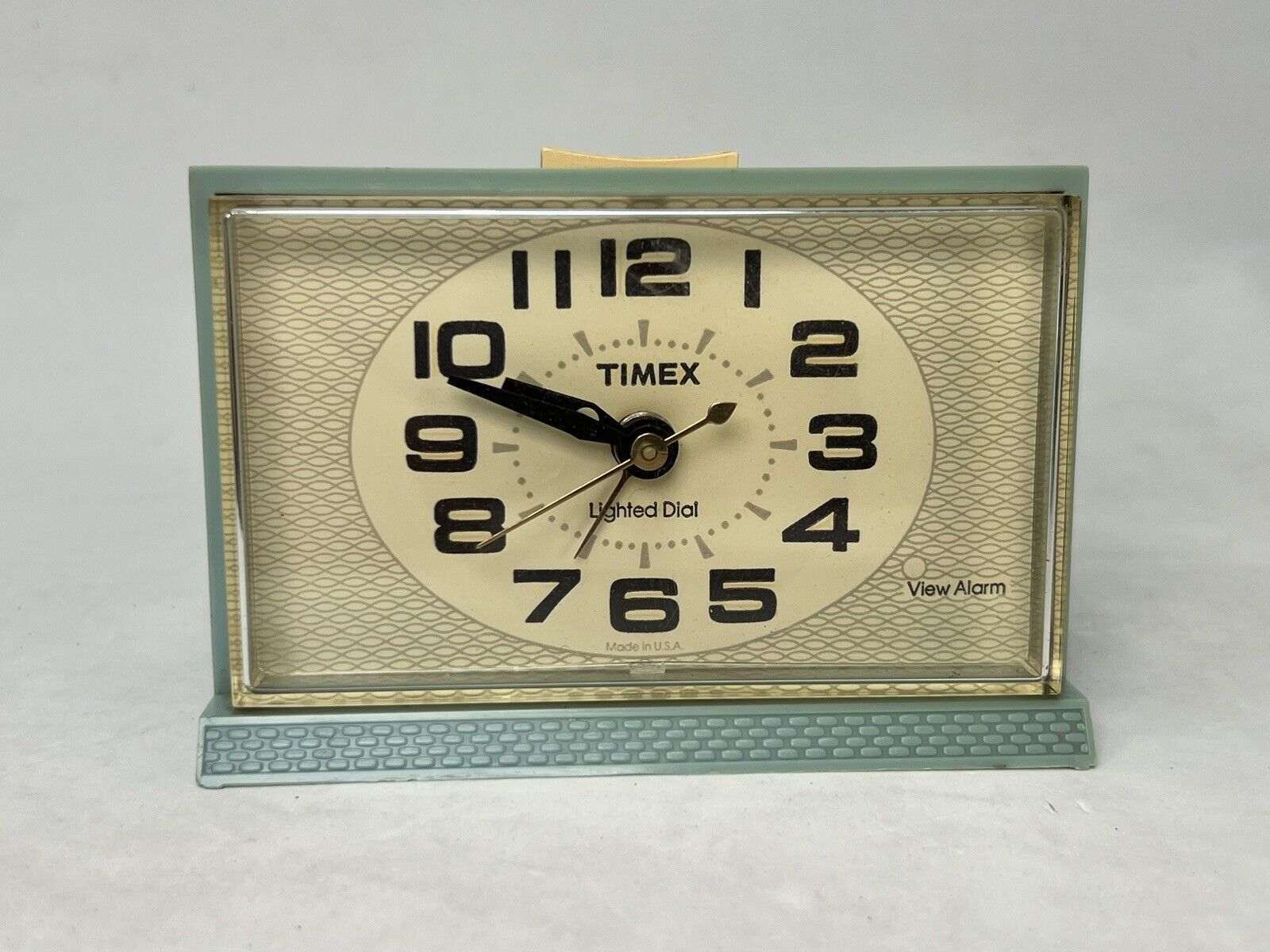 Timex 7415-5a Bedside Alarm Clock MCM Light Blue mid Century. No Light.