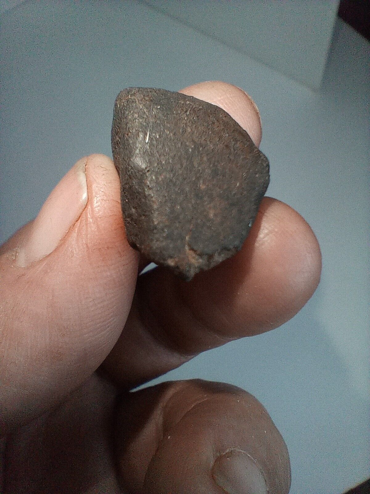 Meteorite w/fusion crust unknown origin magnetic 9.13 grams