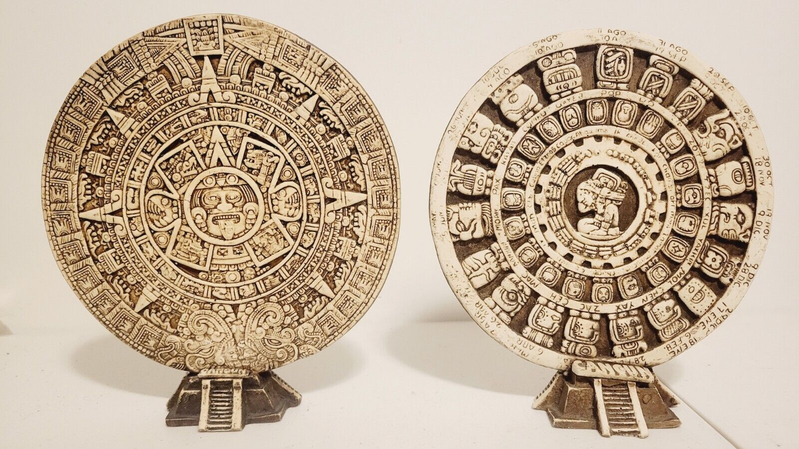 Pair Of 2 Vintage Aztec Sun Stone Calendar Mayan Mexican Circle From Cancun