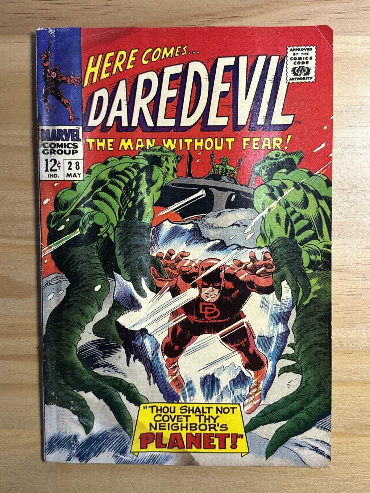 Daredevil #28 1967 Silver Age Marvel Comics by Stan Lee & Gene Colan