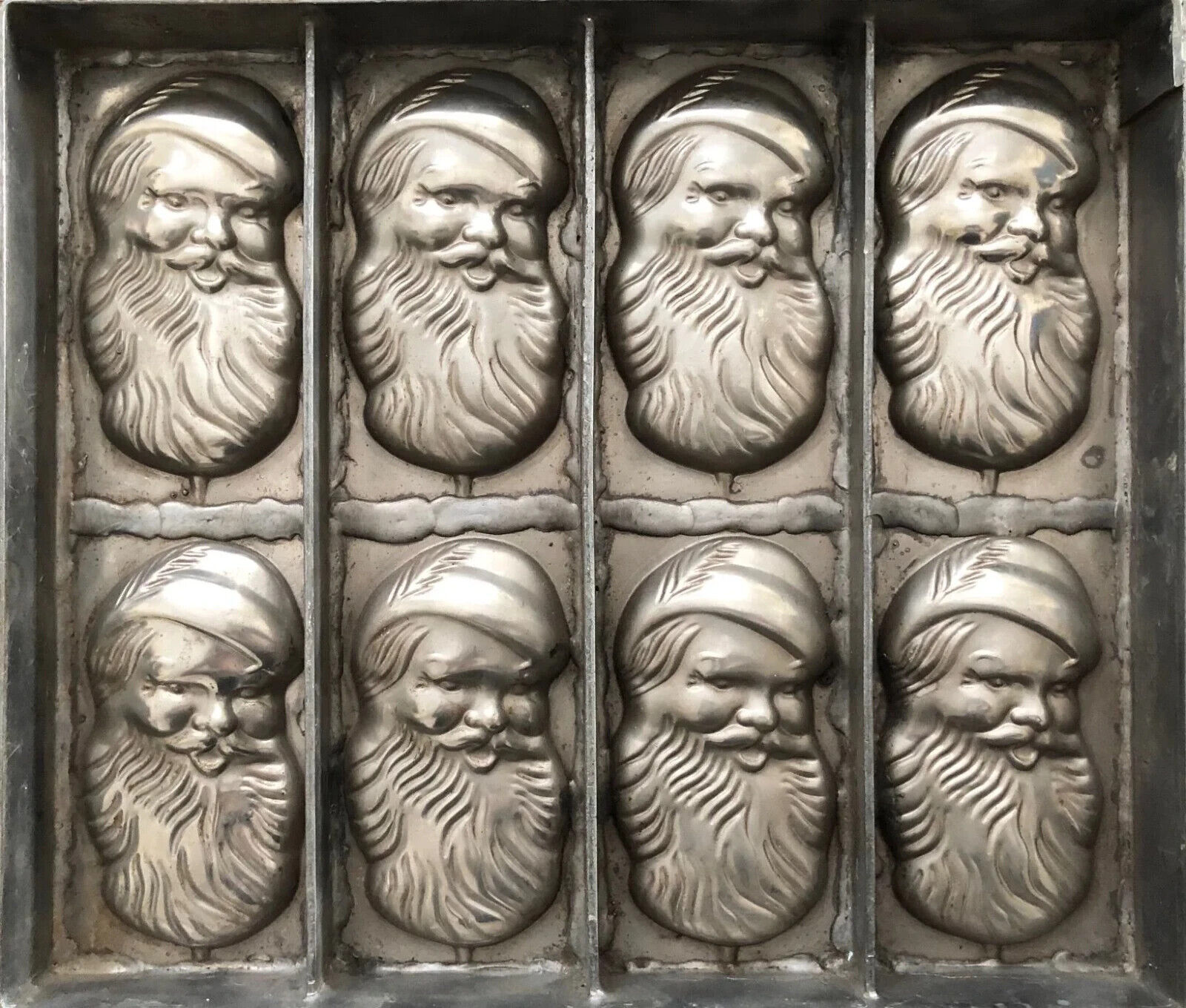Antique flat chocolate mold - 12.5 x 14.5 - Smiling Santa Claus - Germany or USA