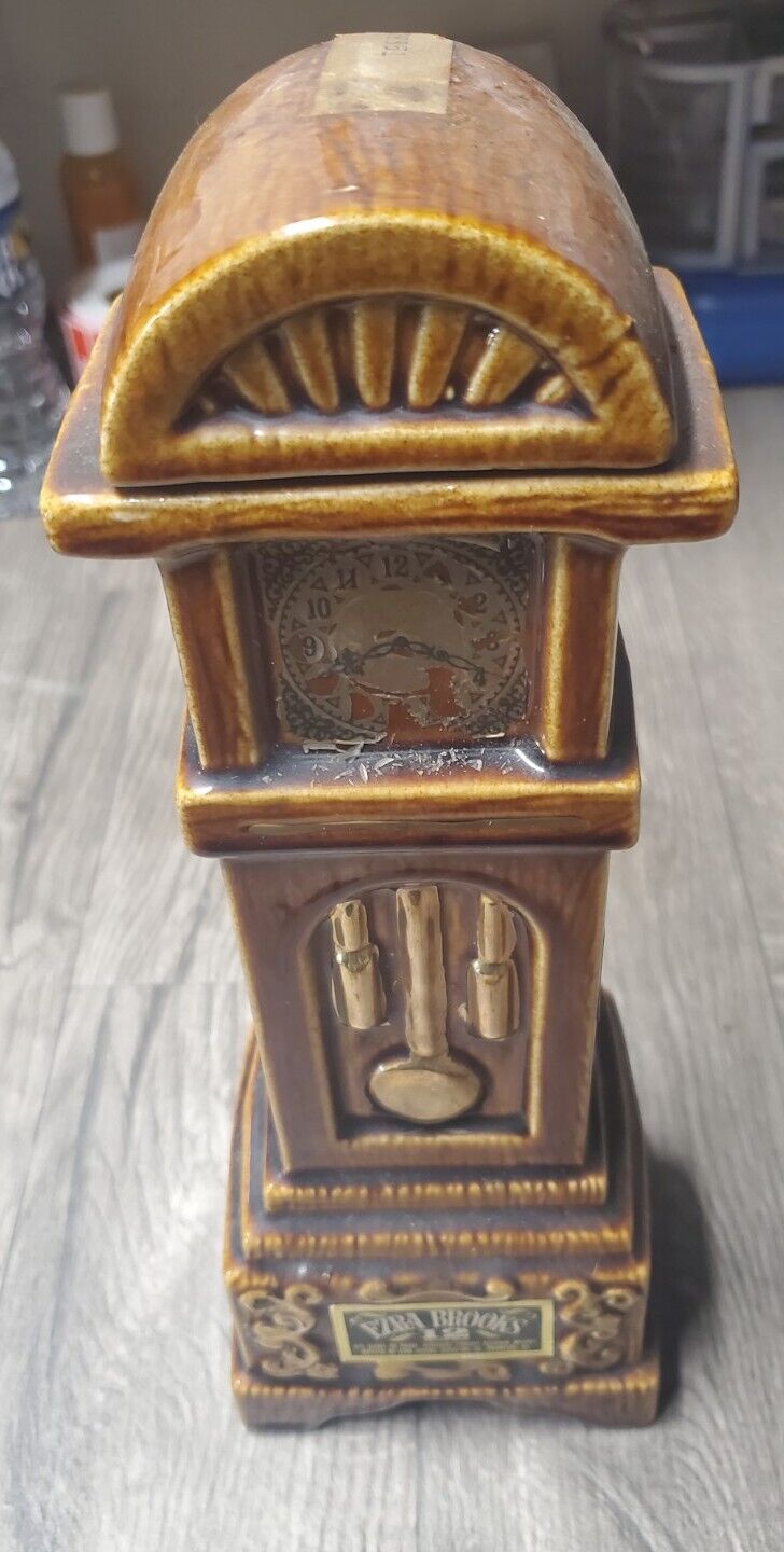 Vtg 1970 Ezra Brooks Grandfather Clock Decanter Kentucky Bourbon  24k Gold Empty