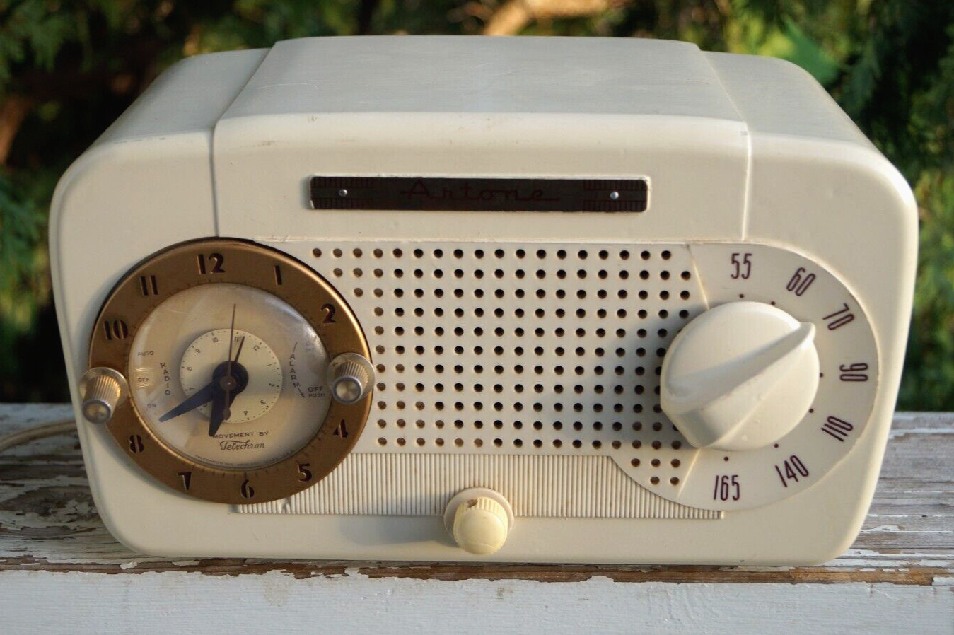 Vintage 1940s Jewel Radio Corp. Telechron Clock / Tube Radio - Works - Bakelite