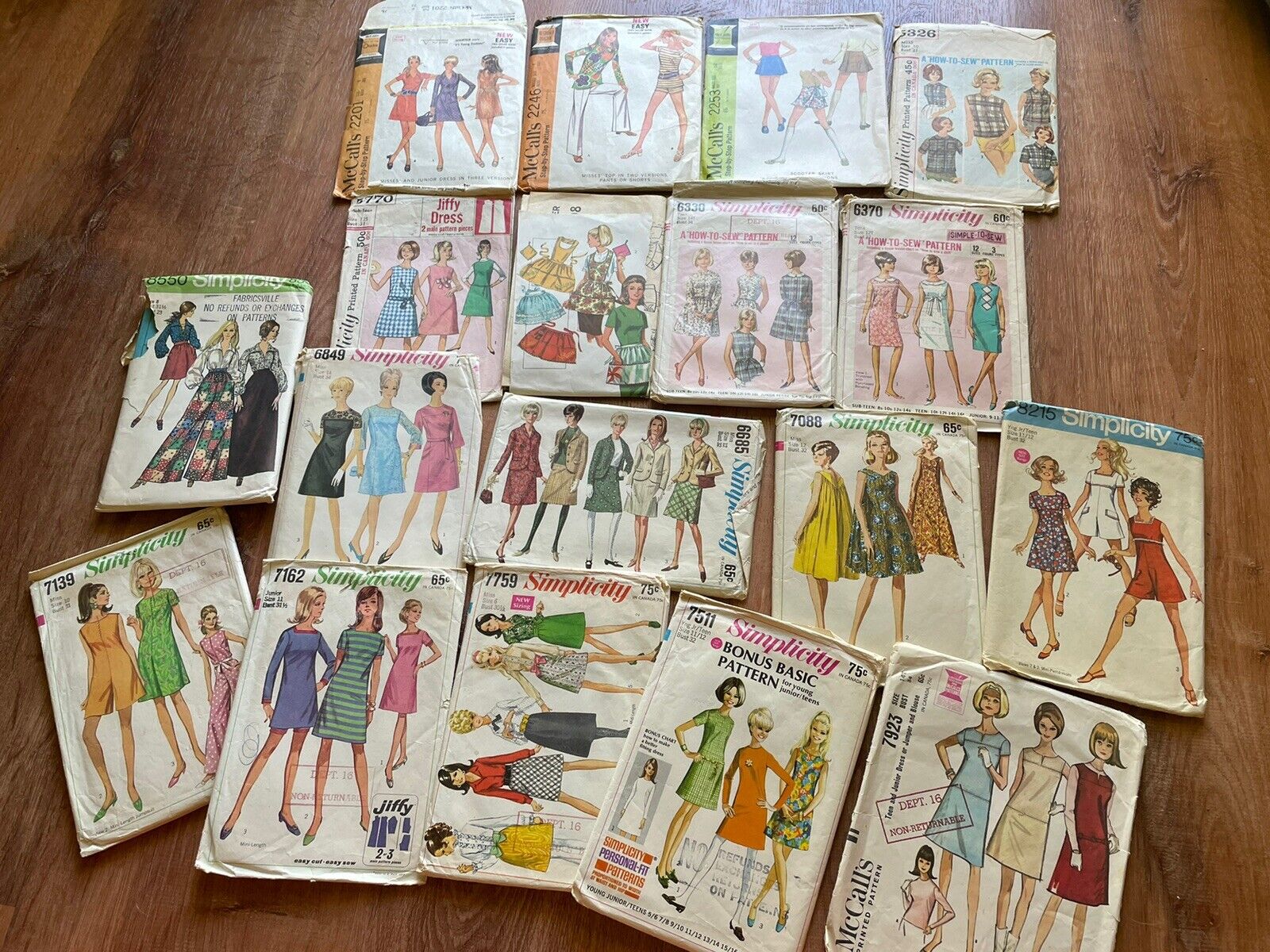 LOT x 18 1960s Vintage McCalls Simplicity Sewing Patterns Used & Cut 