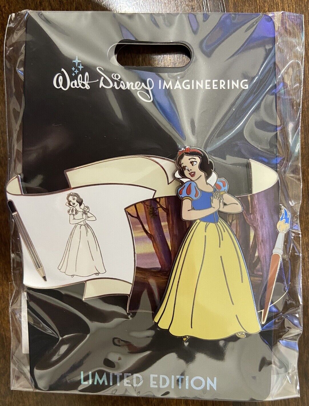 WDI MOG Off The Page Pin Disney Snow White Princess Ink Paint