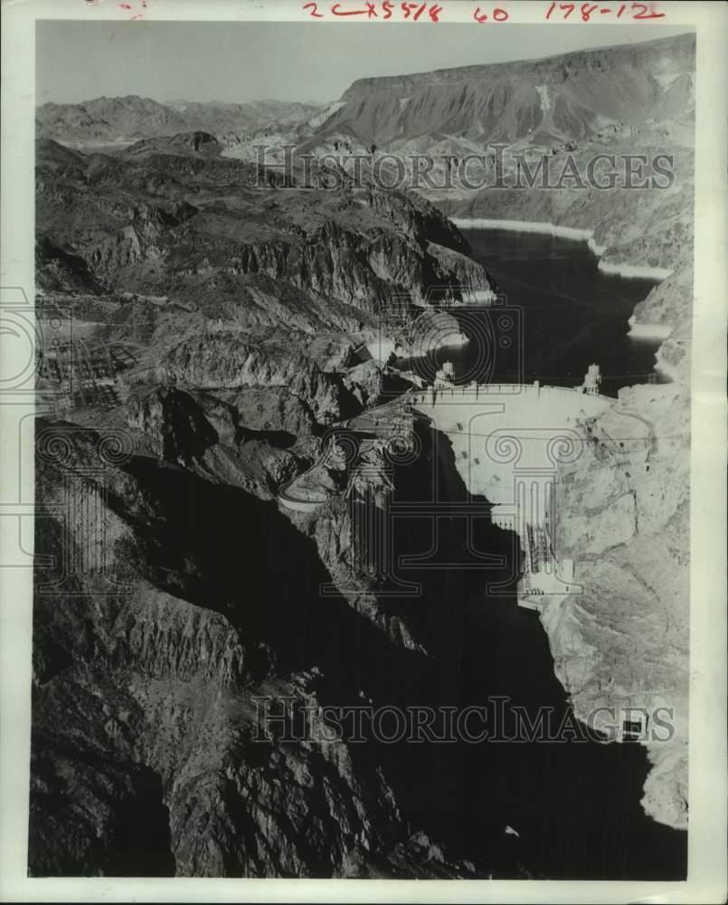 1970 Press Photo Hoover Dam in Nevada - hcx43212