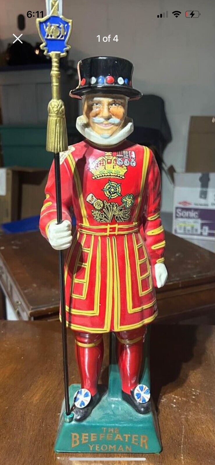 Vintage 1960s The Beefeater Yeoman Gin Ceramic Decanter Bottle 