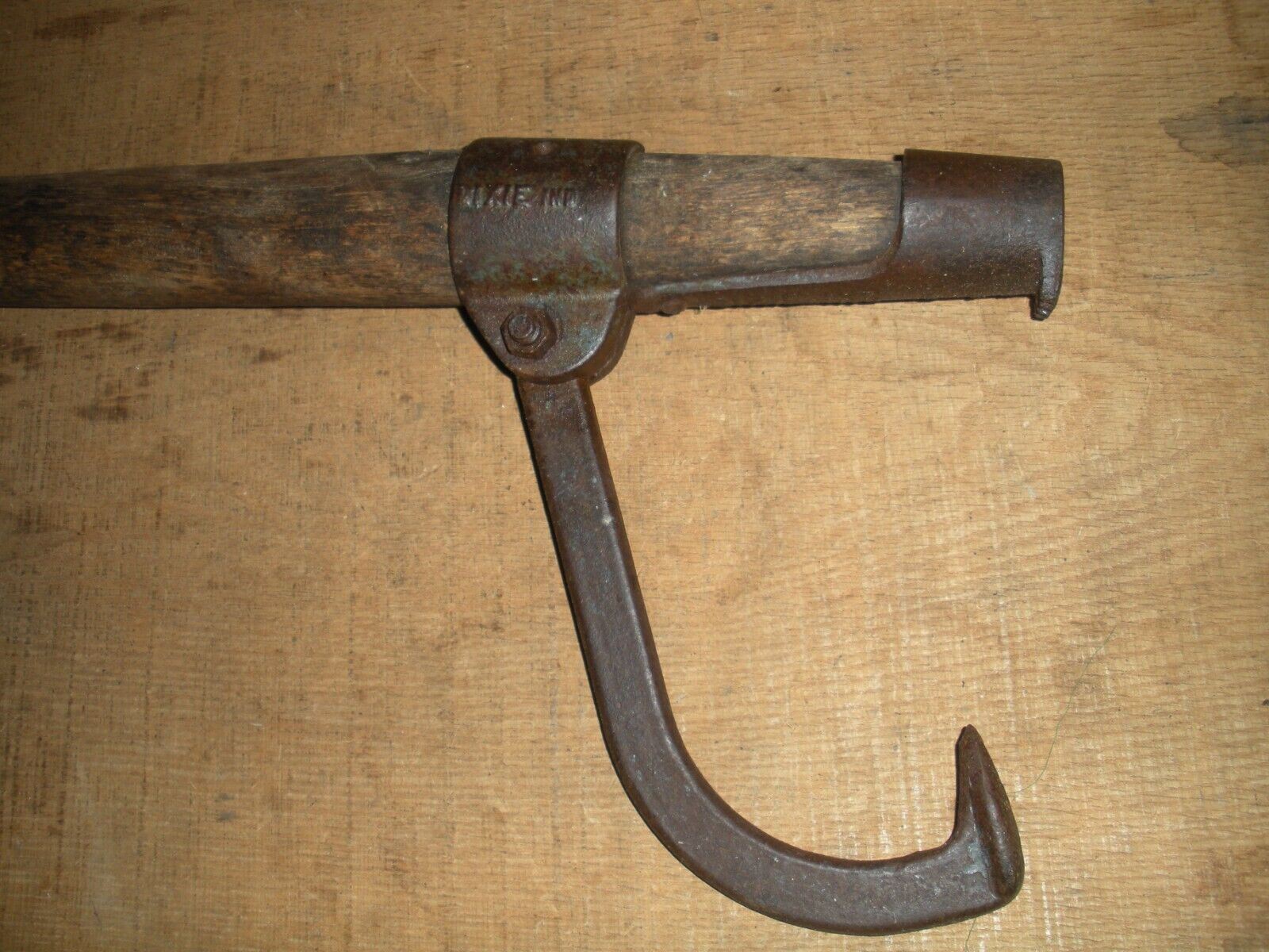 Vintage LOG ROLLER stamped Dixie, Ind.    / Logging, Sawmill, Firewood Tool