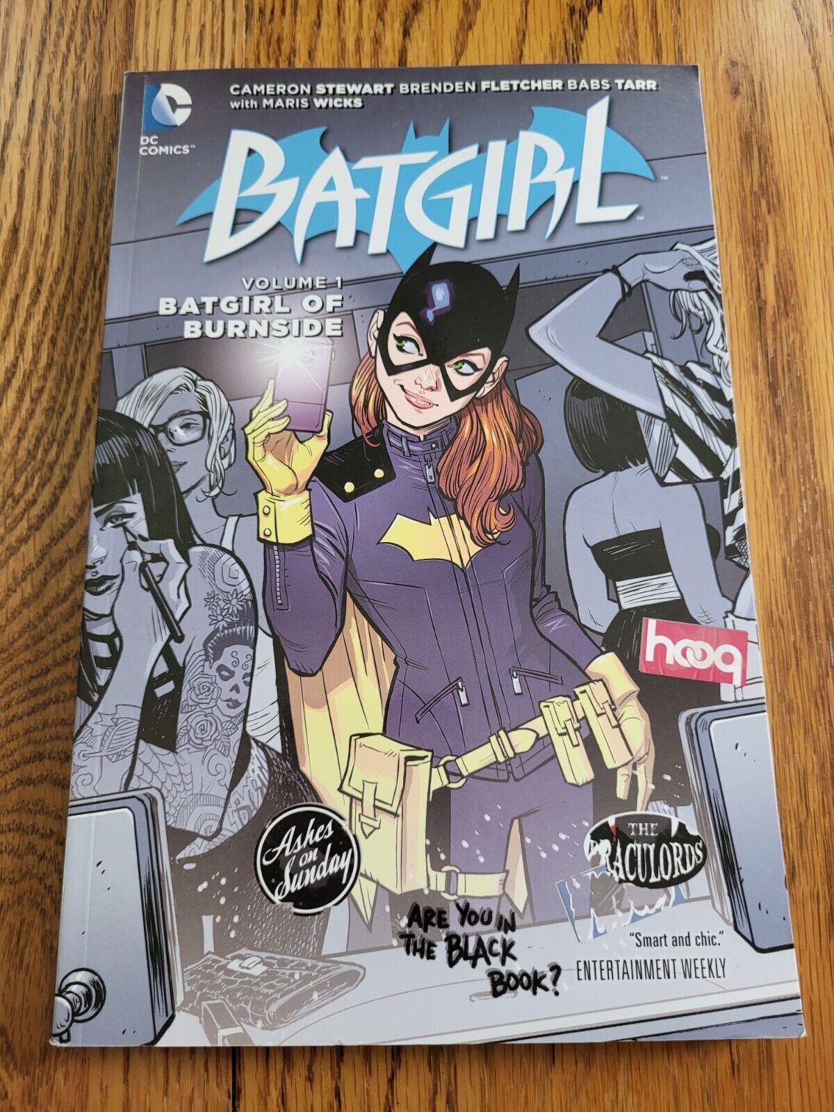 DC Comics Batgirl Vol. 1: Batgirl of Burnside (Trade Paperback, 2015) Excellent