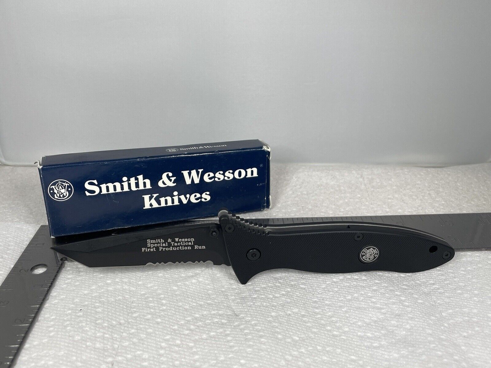 Smith & Wesson SW1250G10TA - S.W.A.T First Millennium Run Liner lock knife